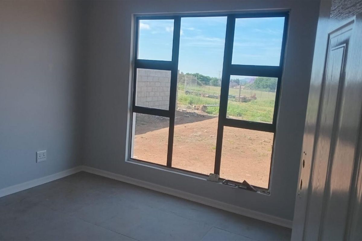 House For Sale in Sunnyridge, Newcastle, KwaZulu Natal - Photo 3