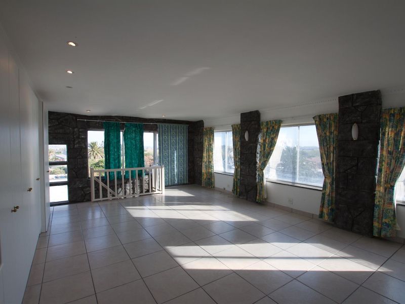 Investment Opportunity in Flamingo Vlei - 9 Unit Income Property - Photo 4