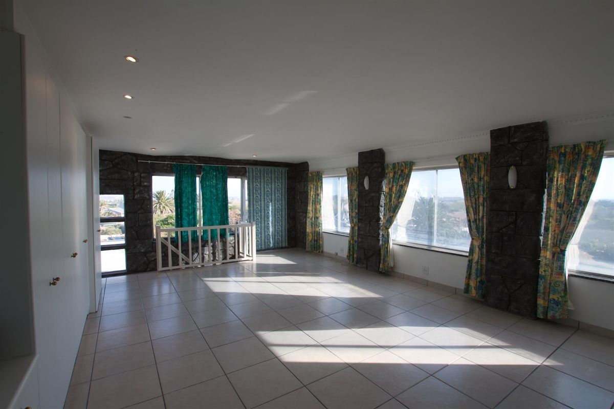 Investment Opportunity in Flamingo Vlei - 9 Unit Income Property - Photo 4