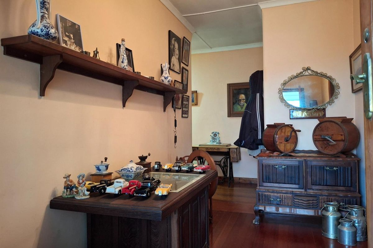 3 Bedroom Home for Sale in Bergzicht - Photo 4