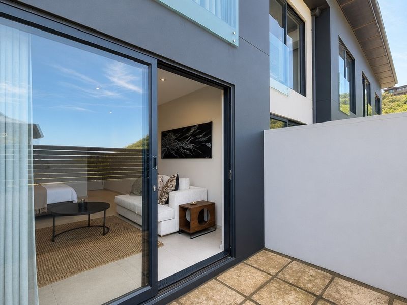 A Modern One-Bedroom Ground Floor - Photo 10