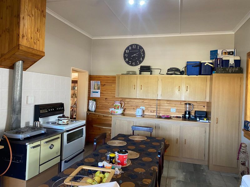 Full of character and possibility - Photo 5