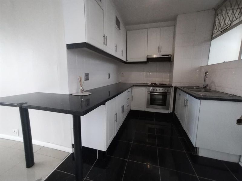 Apartment To Rent in Morningside, Durban, KwaZulu Natal - Photo 10