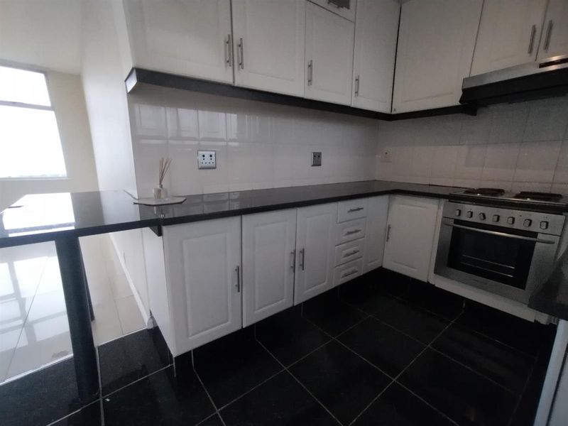 Apartment To Rent in Morningside, Durban, KwaZulu Natal - Photo 7