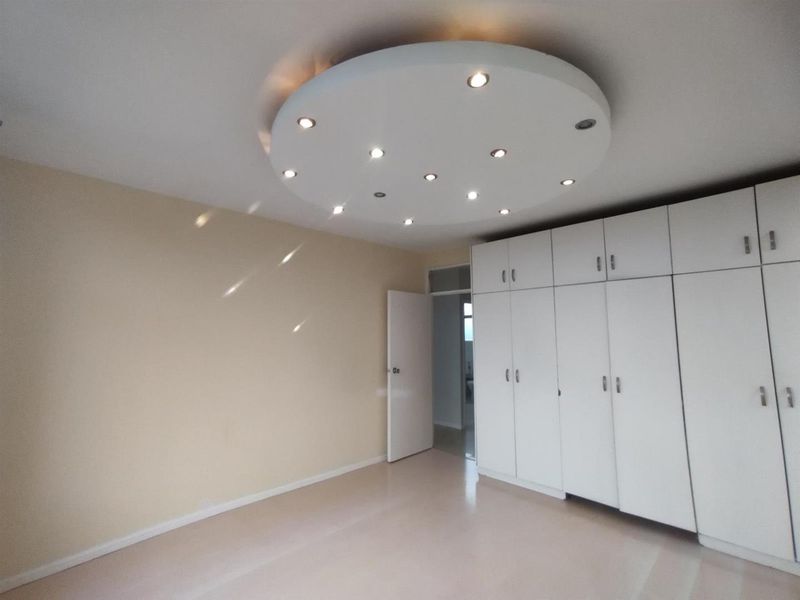 Apartment To Rent in Morningside, Durban, KwaZulu Natal - Photo 5