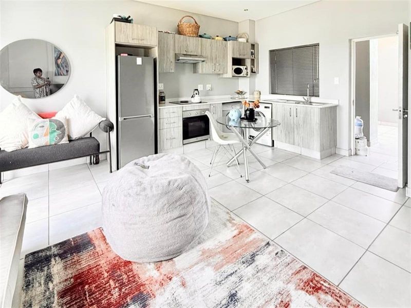 1 Bedroom Apartment For Sale in Broadacres, Sandton - Photo 10