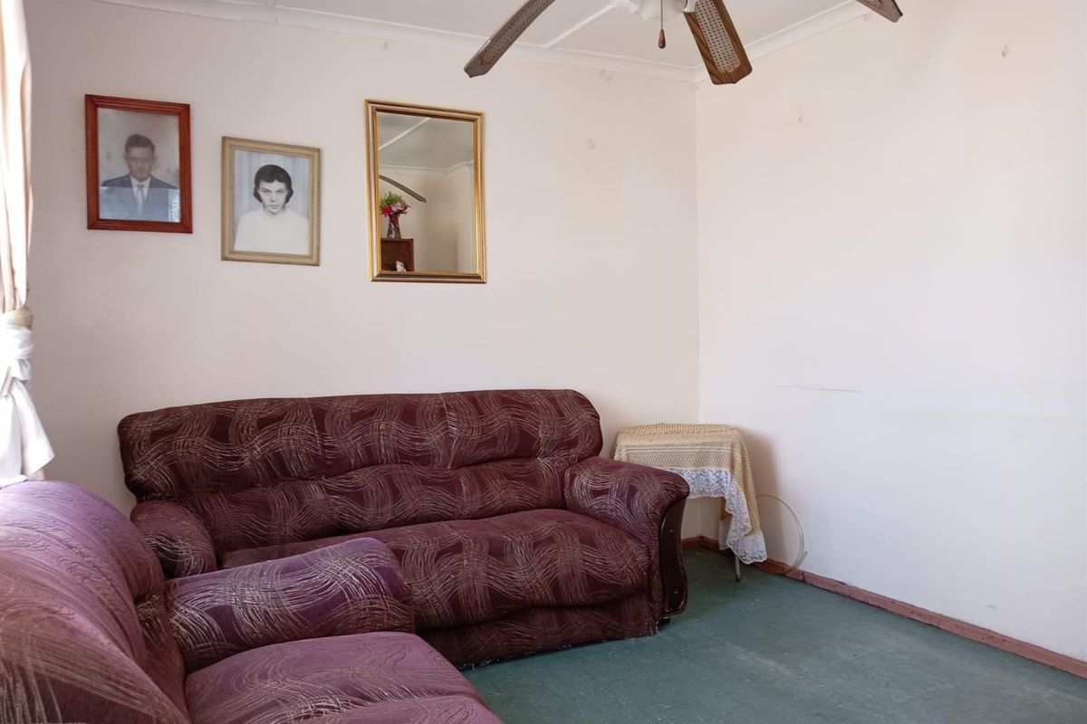For Sale in Belhar - 3-Bedroom Home - Photo 4