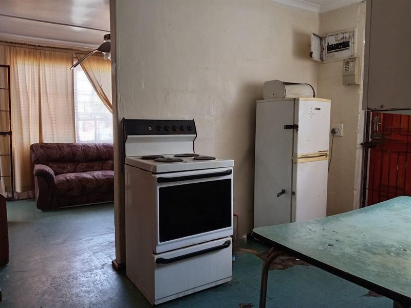 For Sale in Belhar - 3-Bedroom Home - Photo 5