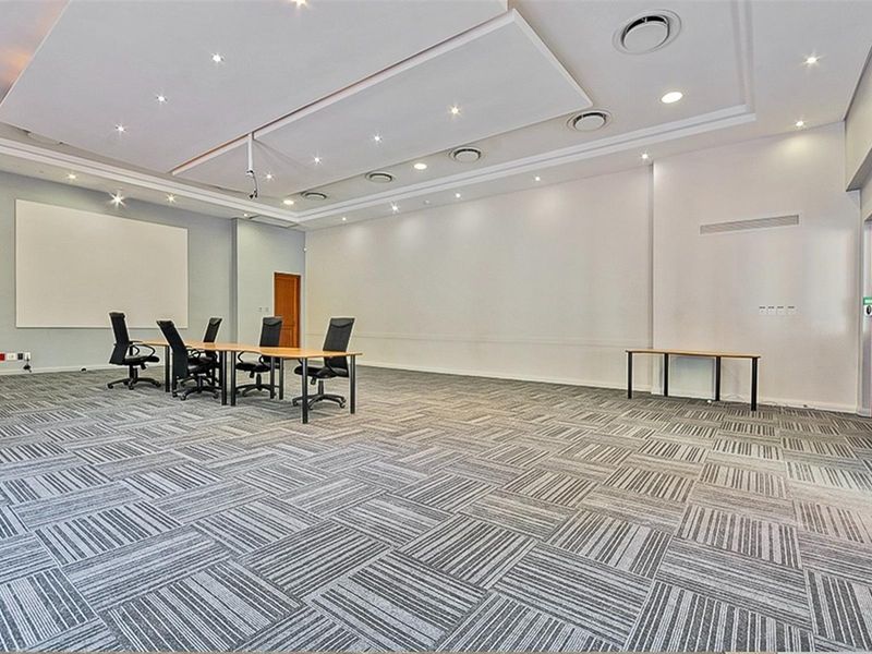 Commercial Property To Rent in Illovo, Sandton - Photo 7