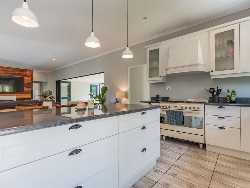 Your Dream Home Awaits In Cotswold Downs - Photo 9