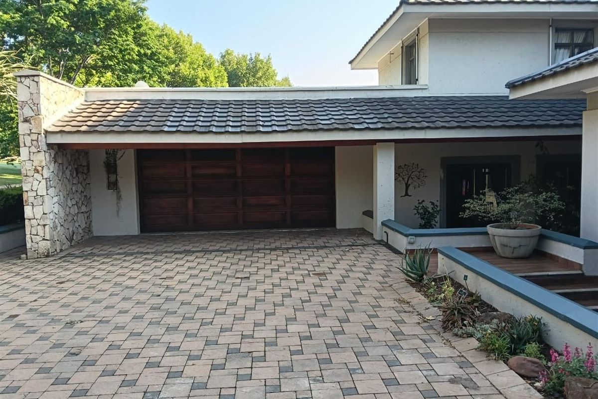 A home to touch the soul in exclusive estate. - Photo 5