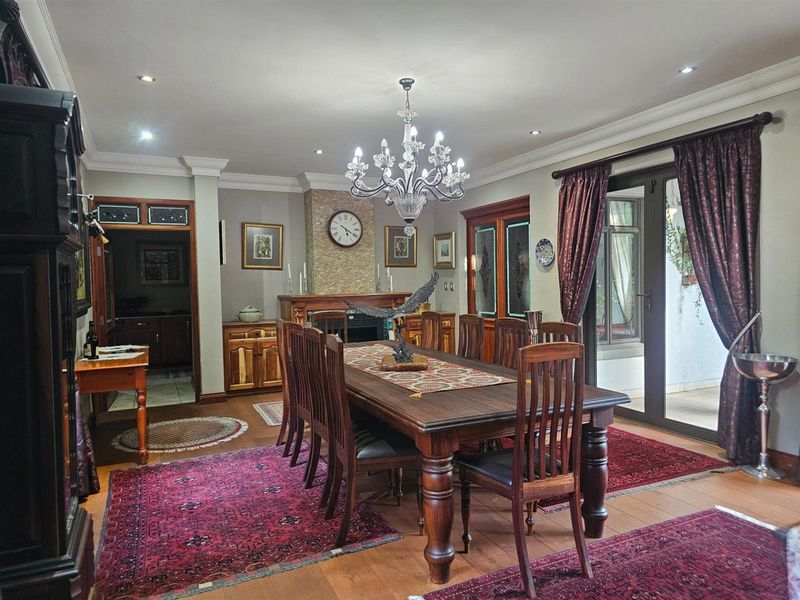 A home to touch the soul in exclusive estate. - Photo 10