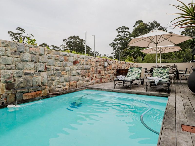 Guest House For Sale in Hunters Home, Knysna - Photo 10