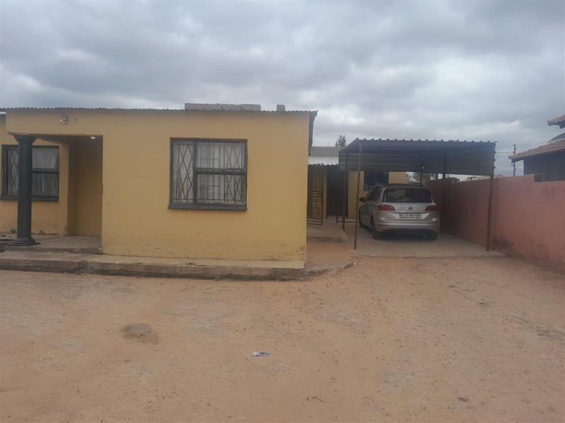House For Sale in Polokwane Ext 76, Polokwane - Photo 2