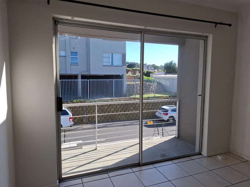 1 Bedroom Apartment in Loevenstein - Photo 5