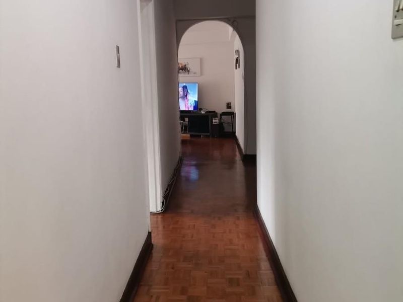 Newly Renovated Spacious 2-bedroom Apartment in Durban Central - Photo 8