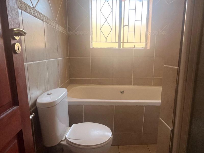 UNDER OFFER - 3 Bedroom Home with Flatlet in Elandspark! - Photo 10