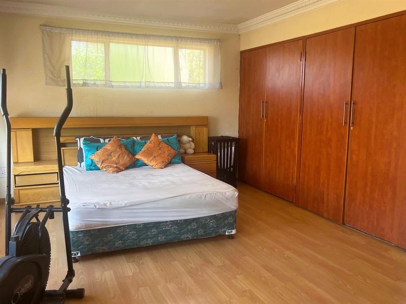 SOLD - 3 Bedroom Home with Flatlet in Elandspark! - Photo 9