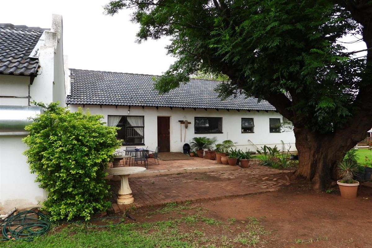 Endless Potential Awaits on This 8.5-Hectare Commercial Gem - Photo 4