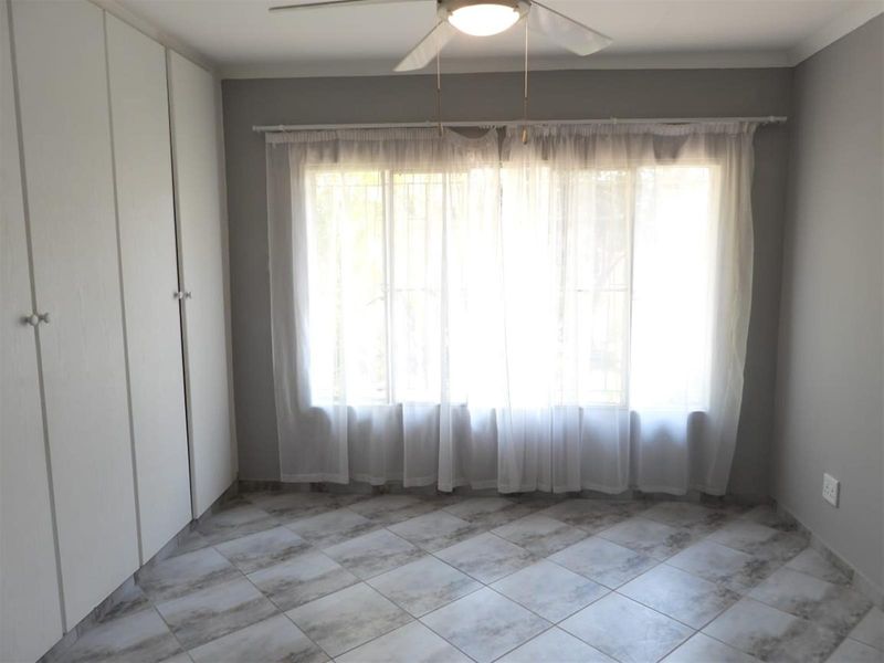 Modern Elegance Meets Effortless Living in an Exclusive Complex - Photo 6