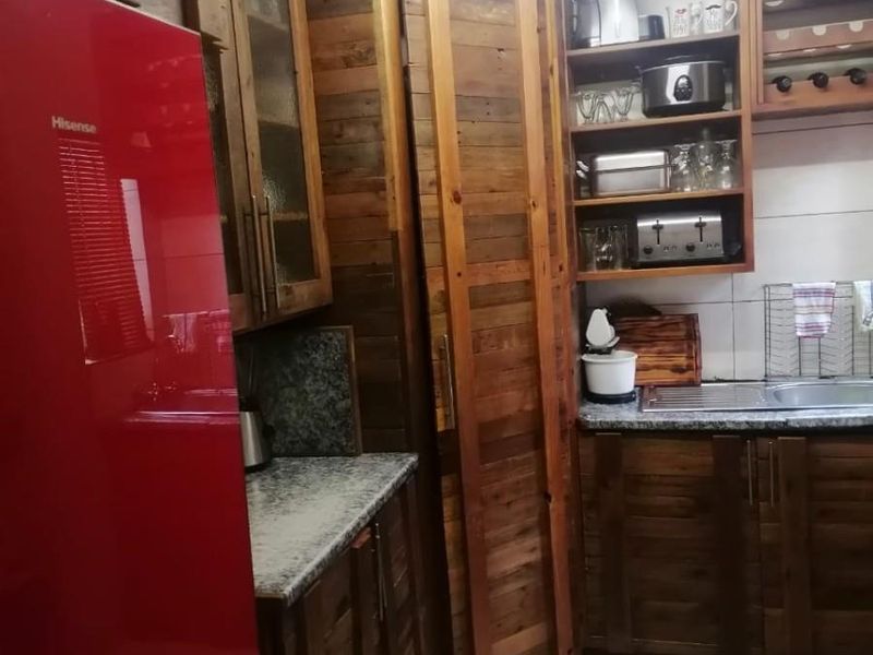 Apartment For Sale in Vryheid, KwaZulu Natal - Photo 8