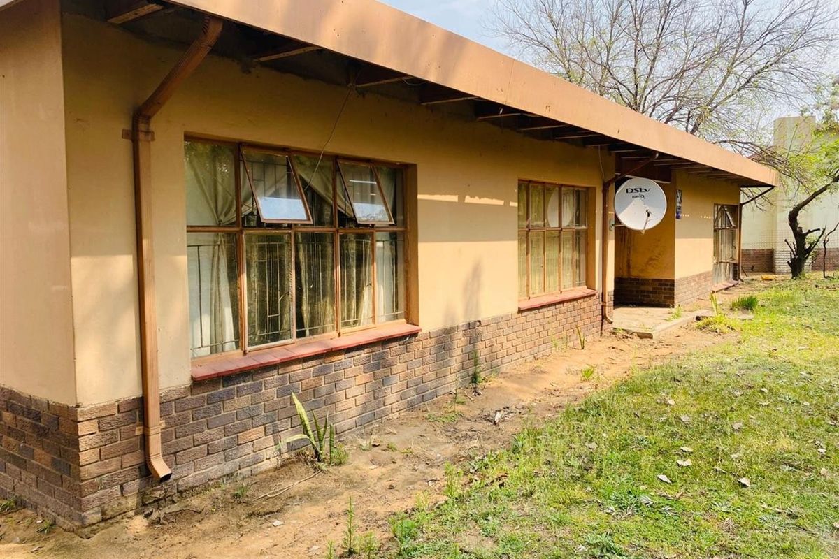 House For Sale in Ncandu Park, Newcastle, KwaZulu Natal - Photo 4