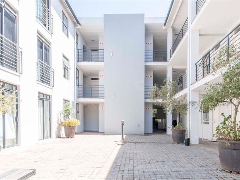 2 Bedroom Apartment for Sale - Photo 3