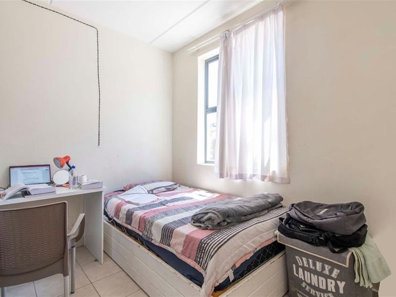 2 Bedroom Apartment for Sale - Photo 8