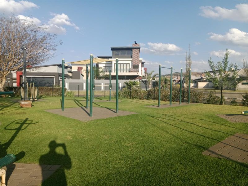 Elegant 3-Bedroom Double-Storey Home with Double Garage in Secure Montana Estate - Photo 2