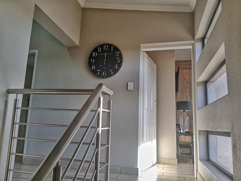 Elegant 3 Bedroom Double Storey Home with Double Garage in Secure Estate for Sale - Photo 9