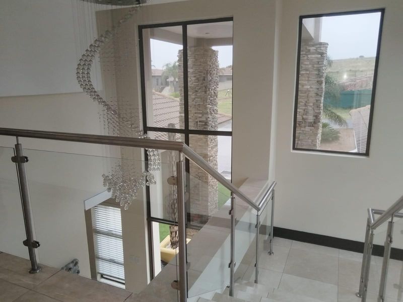 House For Sale in Bankenveld Golf Estate, Bankenveld, Witbank - Photo 8
