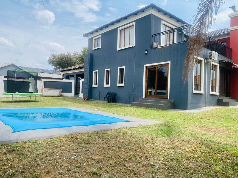 House For Sale in Thatchfield Close Estate, Centurion - Photo 4