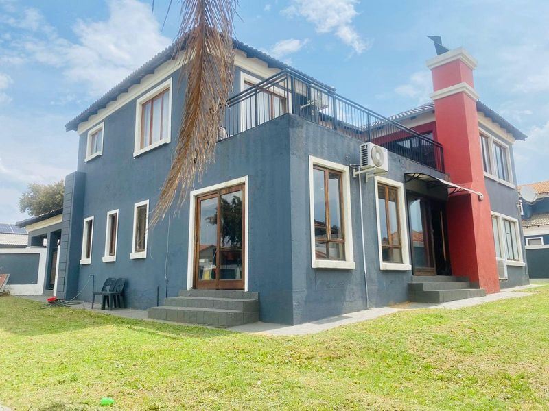 House For Sale in Thatchfield Close Estate, Centurion - Photo 3