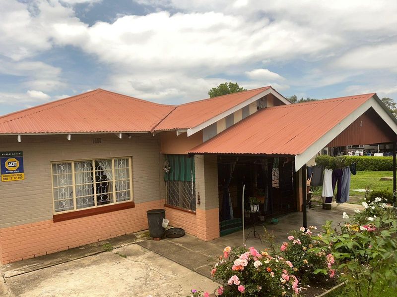 House For Sale in Glencoe, KwaZulu Natal - Photo 3