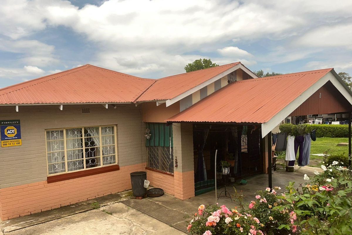 House For Sale in Glencoe, KwaZulu Natal - Photo 3