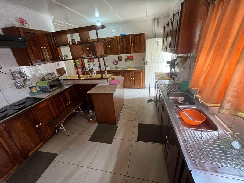 House For Sale in Glencoe, KwaZulu Natal - Photo 6