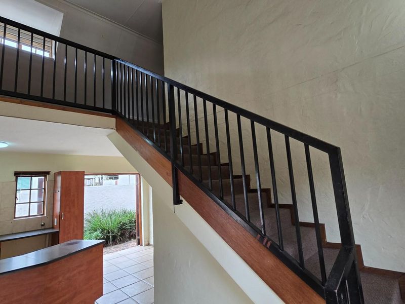Townhouse Loft For Sale in Equestria Pretoria Gauteng - Photo 10