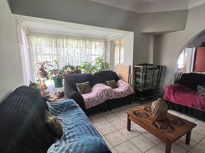 Jem of a home in the hart of Brakpan CBD - Photo 5