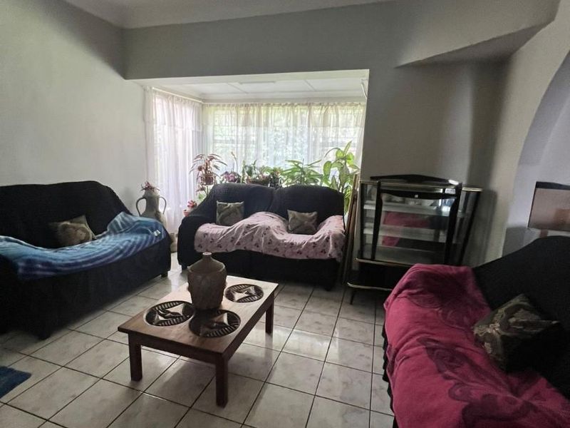 Jem of a home in the hart of Brakpan CBD - Photo 4