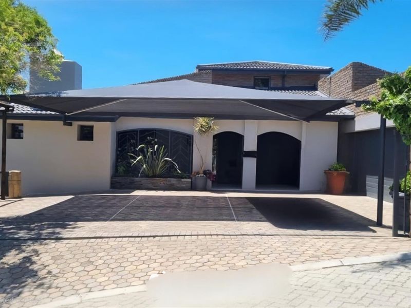 Pristine Views and Unmatched location in Linkside, Mossel Bay - Photo 3