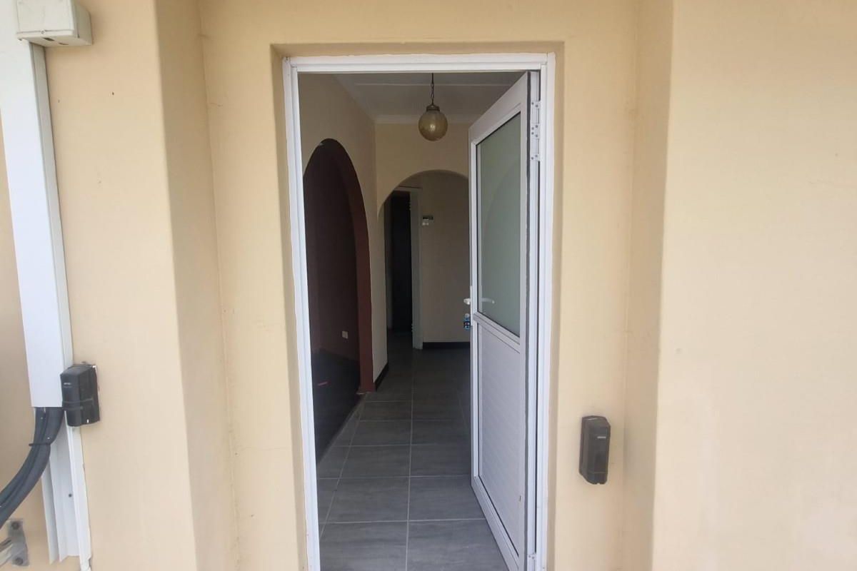 Beautiful 4-Bedroom Family Home for Sale in Beacon Bay - Photo 2