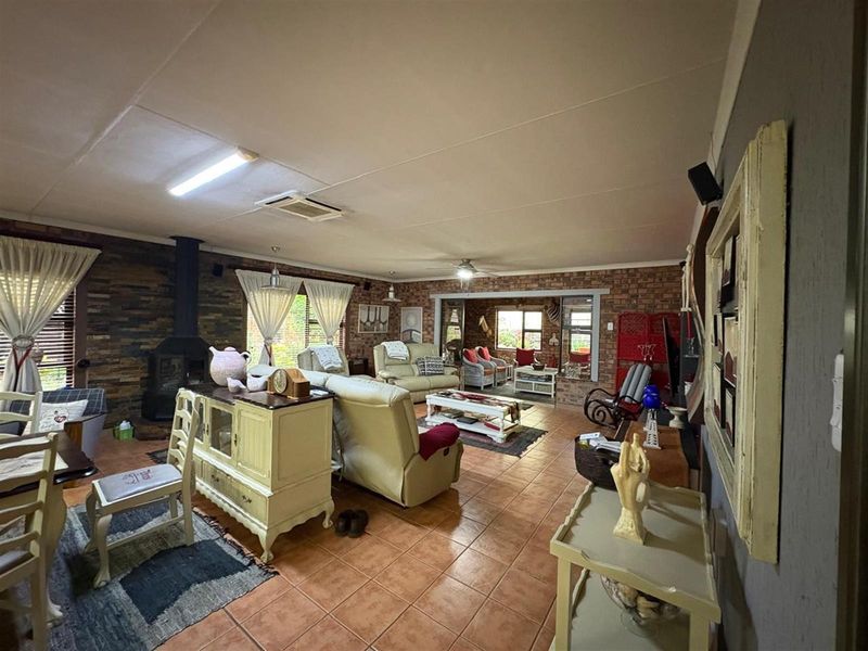 Spacious, Solar-Powered Townhouse in Exclusive Signal Hill Enclave - Photo 5