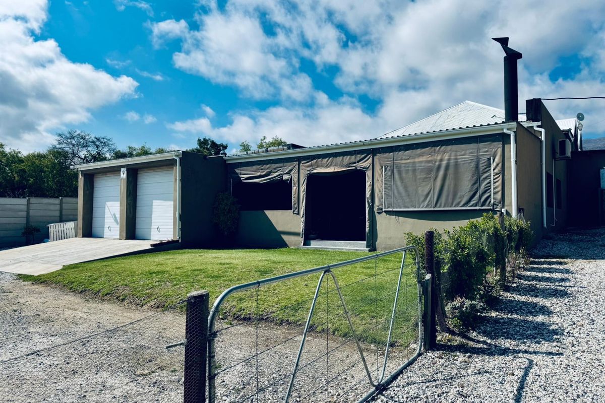 Guest House For Sale in De Doorns - Photo 4