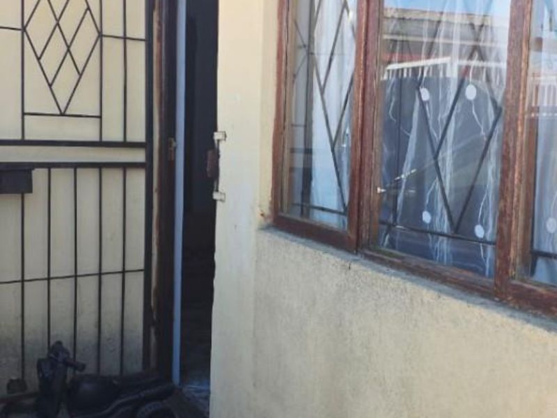 House For Sale Site C Khayelitsha - Photo 5