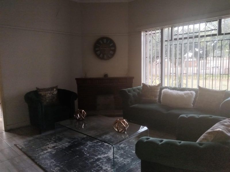 House For Sale in Witbank Ext 5, Witbank - Photo 10