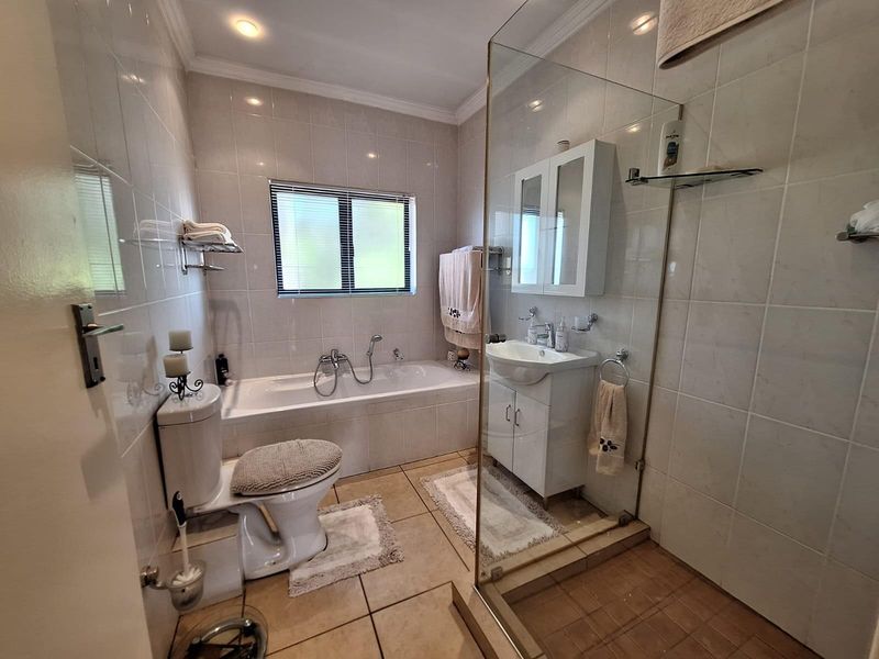 Ready to move into cozy townhouse in Secure Estate - Photo 10