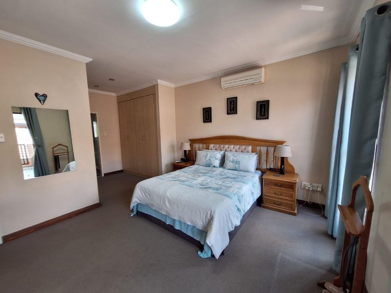 Ready to move into cozy townhouse in Secure Estate - Photo 9