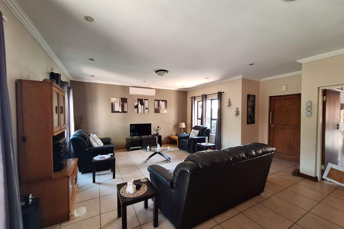 Ready to move into cozy townhouse in Secure Estate - Photo 2