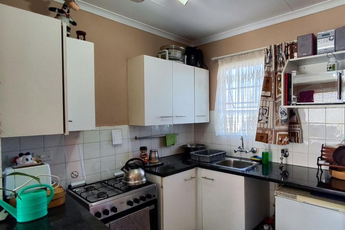 Apartment For Sale in Boksburg - Photo 4