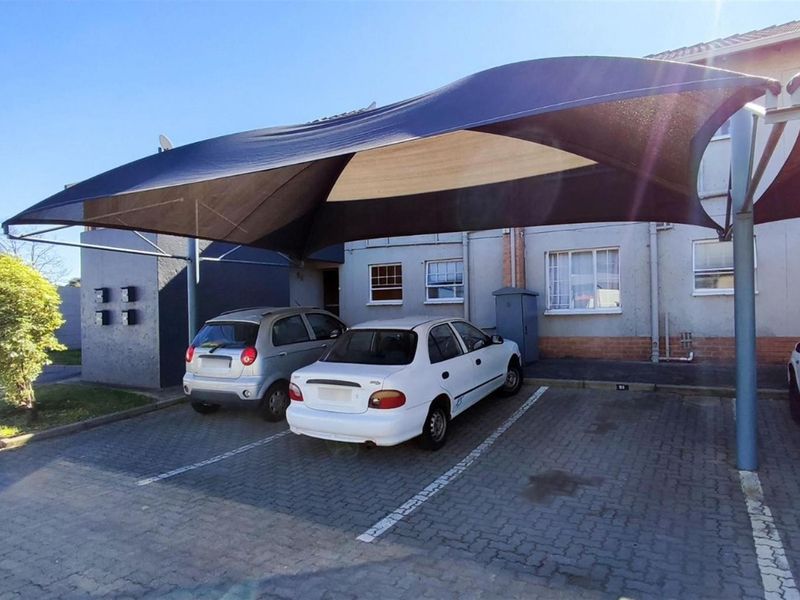 Apartment For Sale in Boksburg R430 000 Investment property - Photo 1